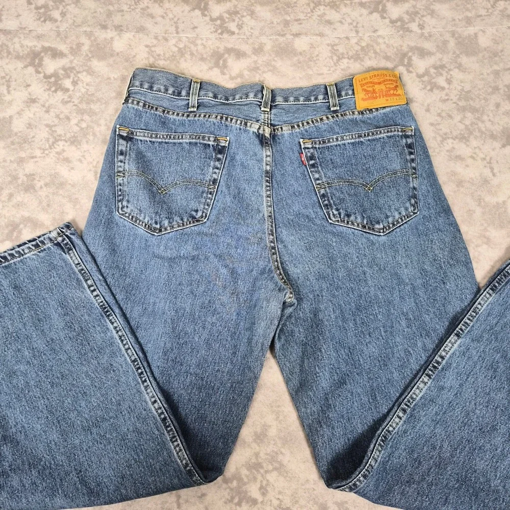 Levi's 550 Relaxed Fit Jeans Mens 38x30 Medium Wash Denim Y2K Skater 90s Grunge